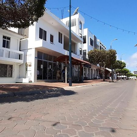 Historico Hostal Elizabeth Puerto Ayora  Zewnętrze zdjęcie