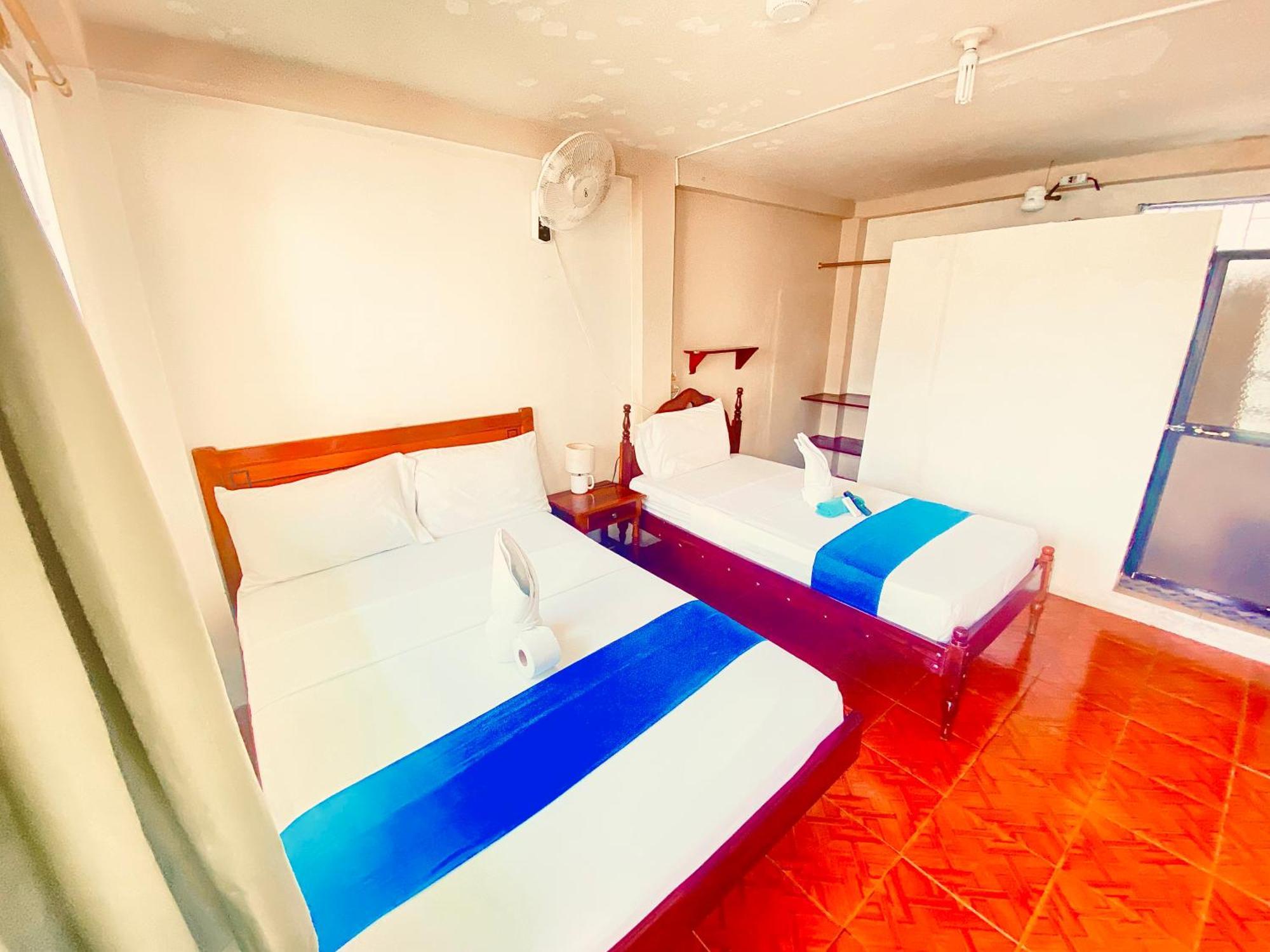 Historico Hostal Elizabeth Puerto Ayora  Zewnętrze zdjęcie